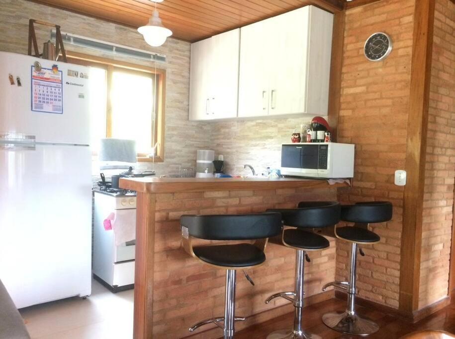 Sitio Com Piscina Natural E Cascata, Com Linda Vista Em Lumiar. Exterior foto